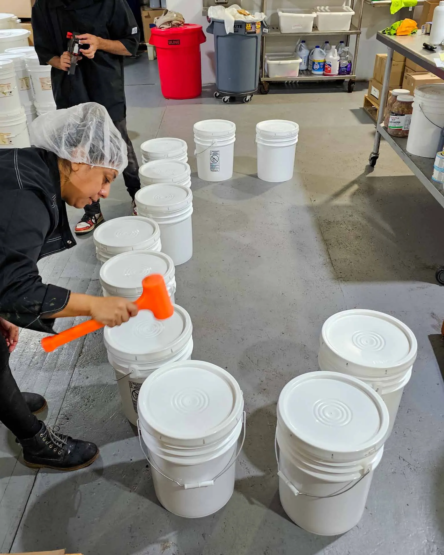 Packaging Wholesale White Truffle Oil